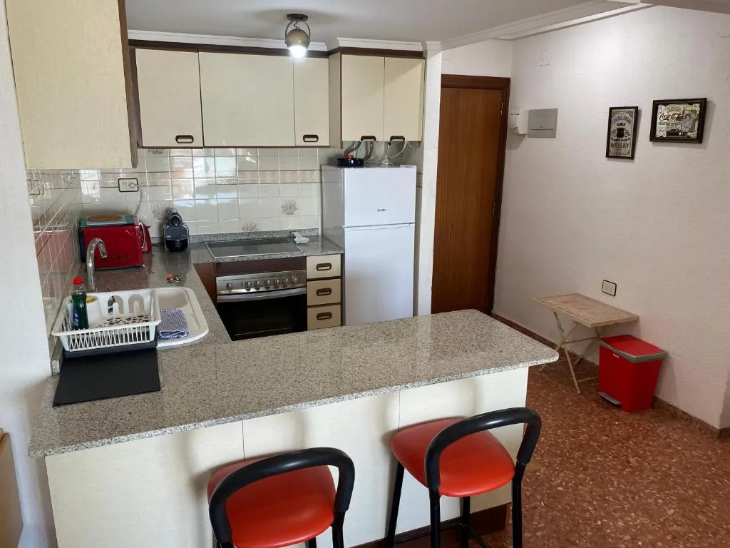 Imagen 8 de High-Floor Bright Apartment with Sea Views