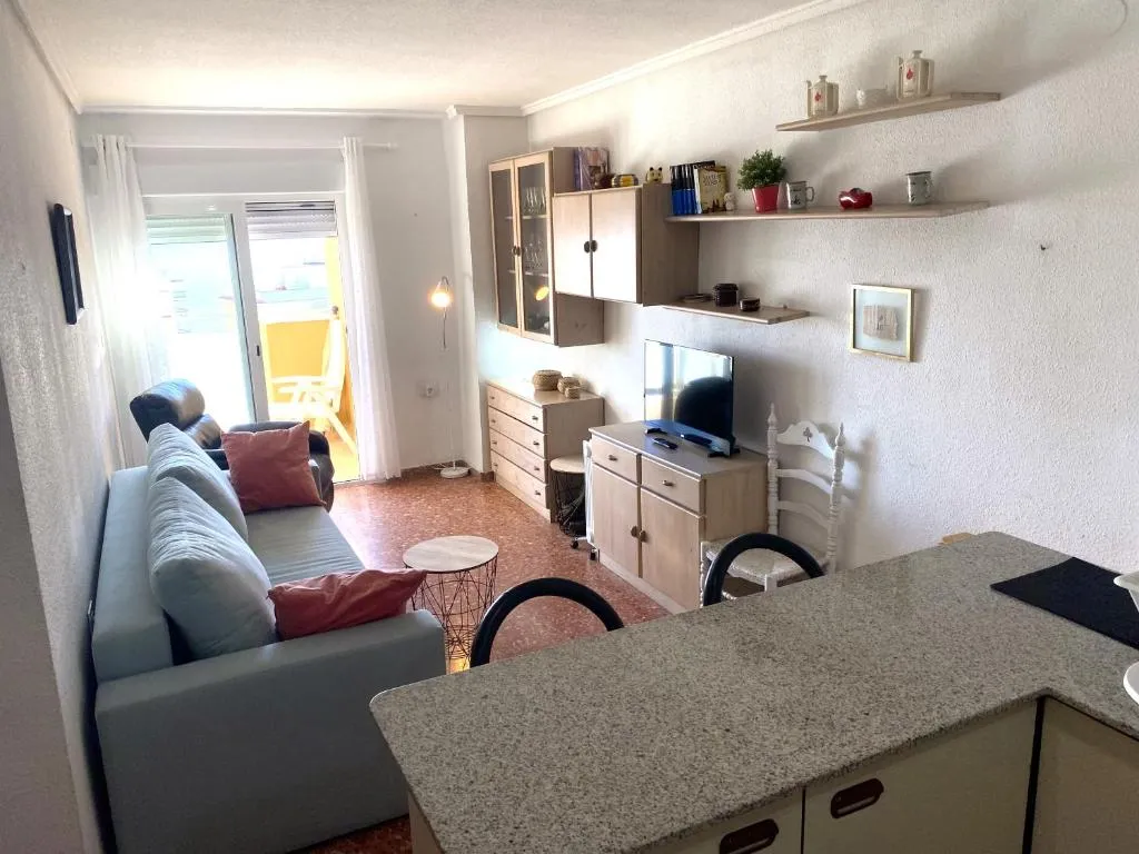 Imagen 1 de High-Floor Bright Apartment with Sea Views