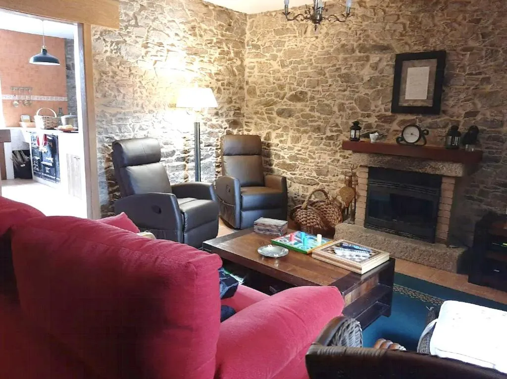 Imagen 5 de Spacious villa with pool in Empalme de Vilar 300 m² 8 guests