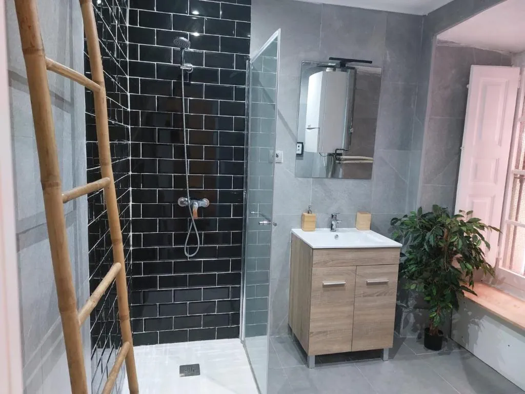 Imagen 6 de Getxo Beach Apartment by Getxo Garden Houses