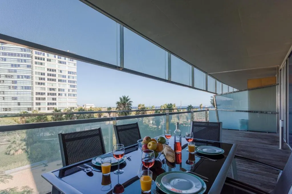 Imagen de Unique Rentals-Seafront Luxe Suites