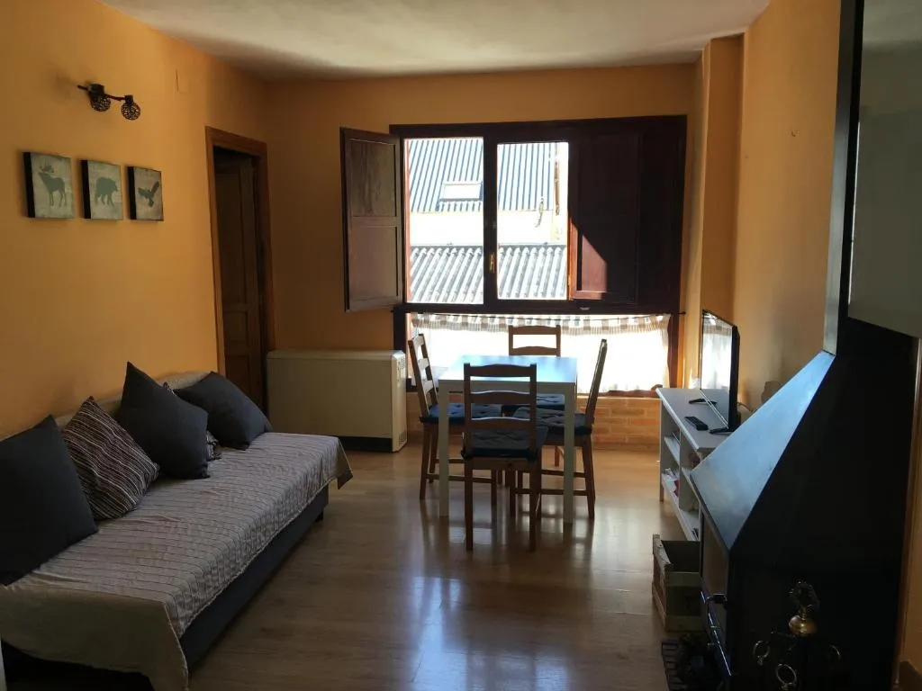 Imagen 3 de Apartamentos Turísticos Río Gállego (VUT EL CANFRANERO)