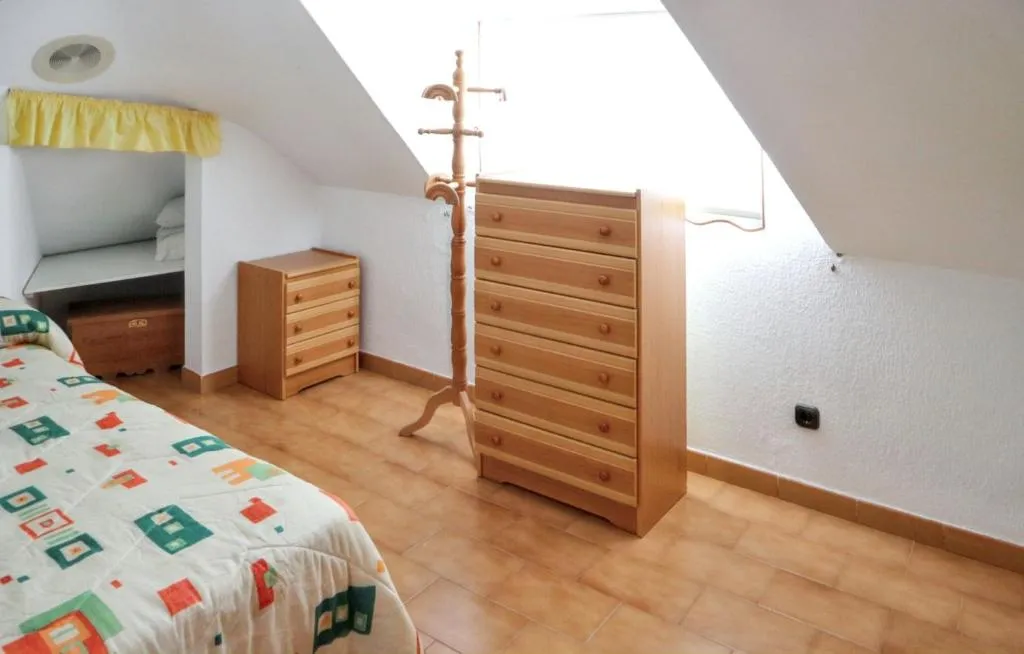 Imagen 5 de Spacious house with terrace near Boiro sea view