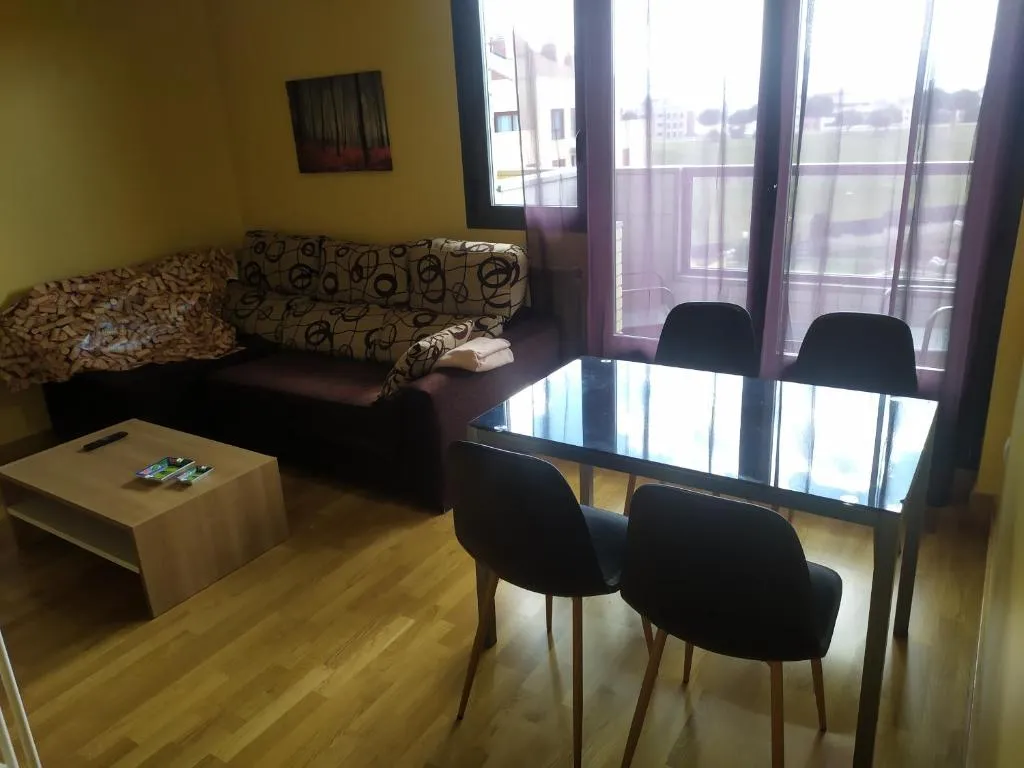 Imagen 7 de Apartamento Italia terraza y vistas a 5 minutos del centro en coche ideal para mascotas