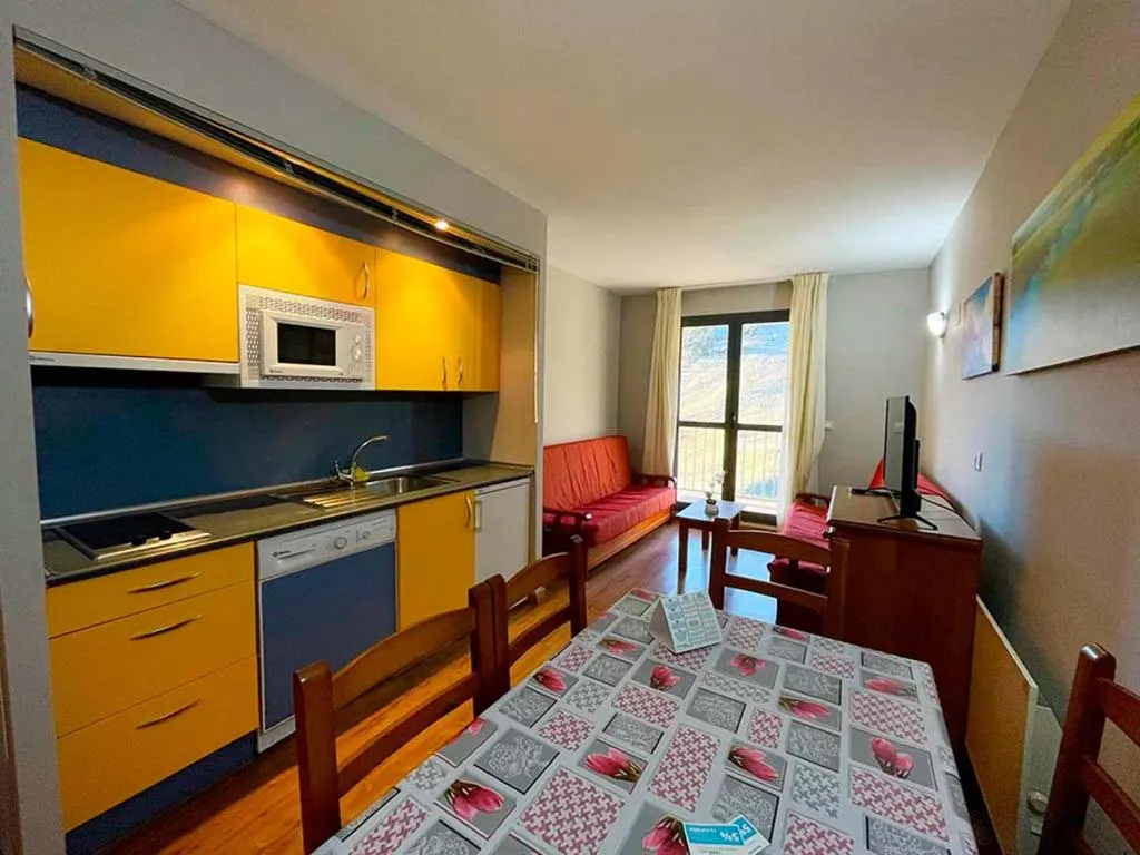 Imagen 6 de Apartamentos Candanchu 3000