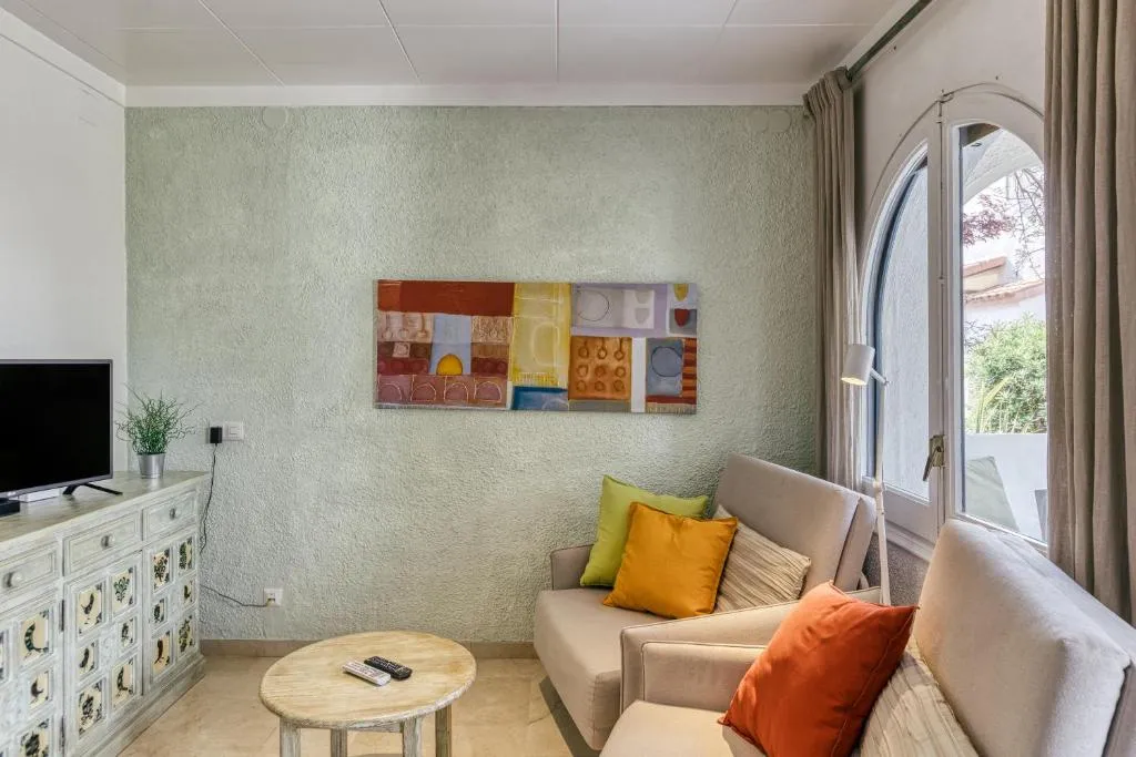 Imagen 3 de Art- Apartamentos Revilla Tacke F