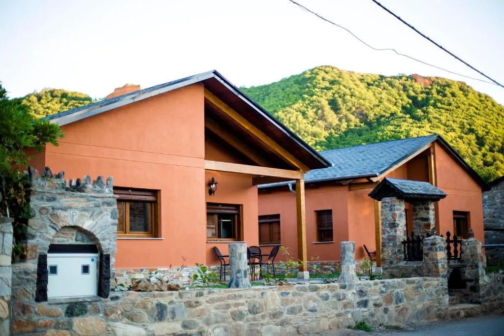 Imagen 2 de Lares · Cabañas Rurales